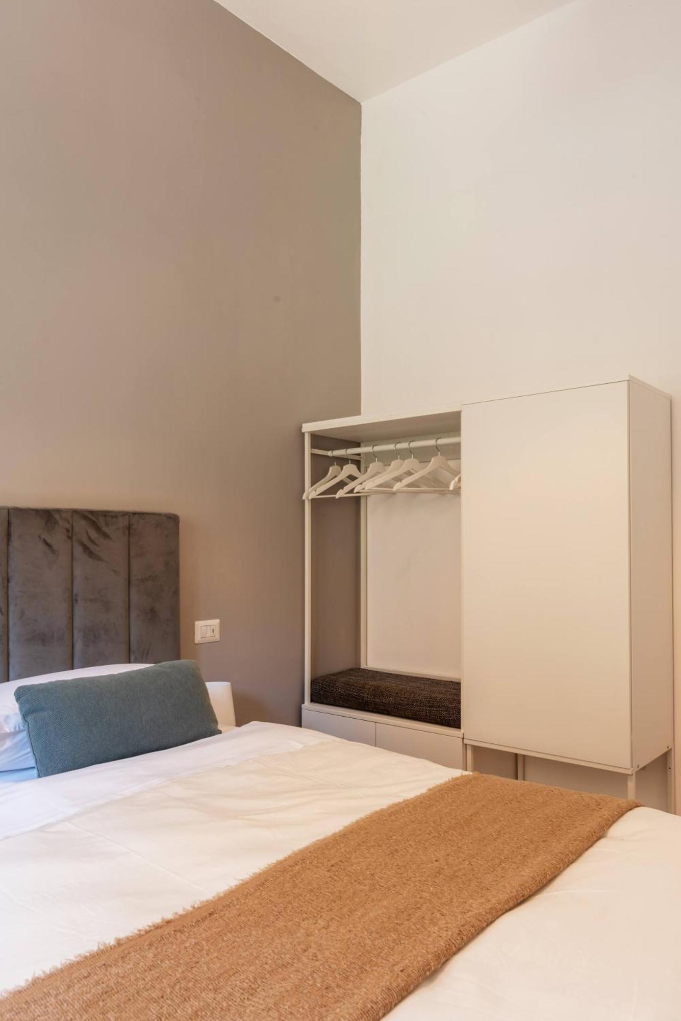 Agostino Flexyrent Apt Ac Милано Екстериор снимка